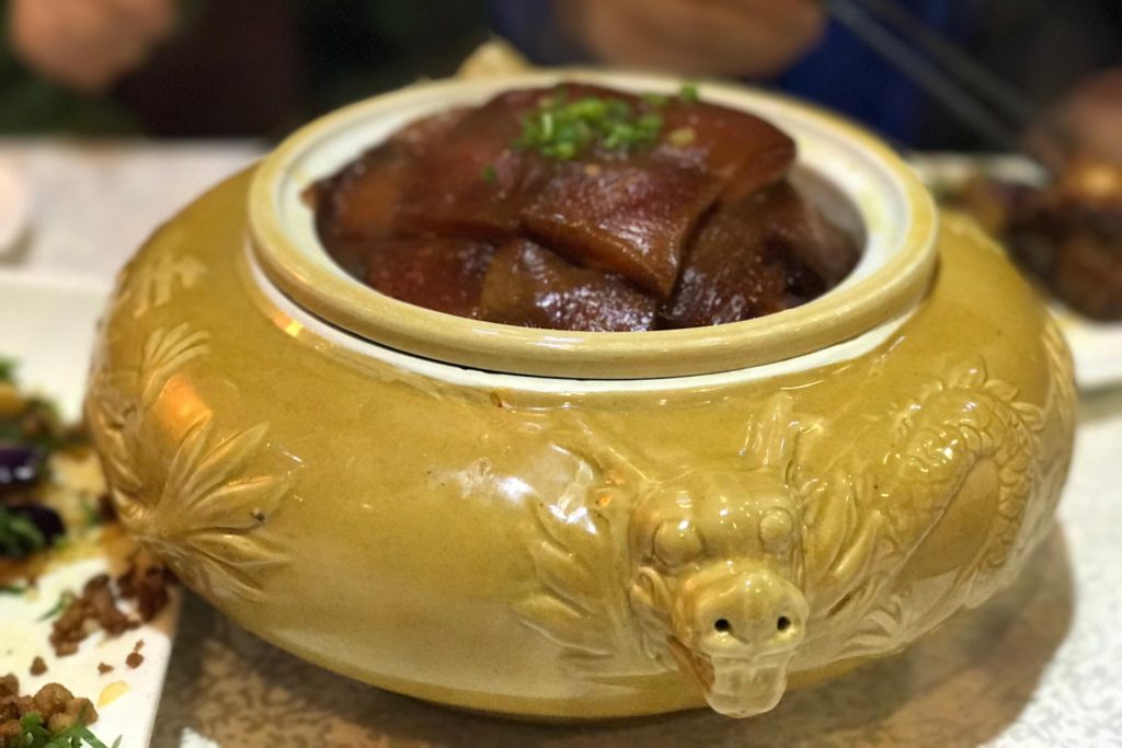 หมูท่านประธานเหมา credit: whatieat.co.kr